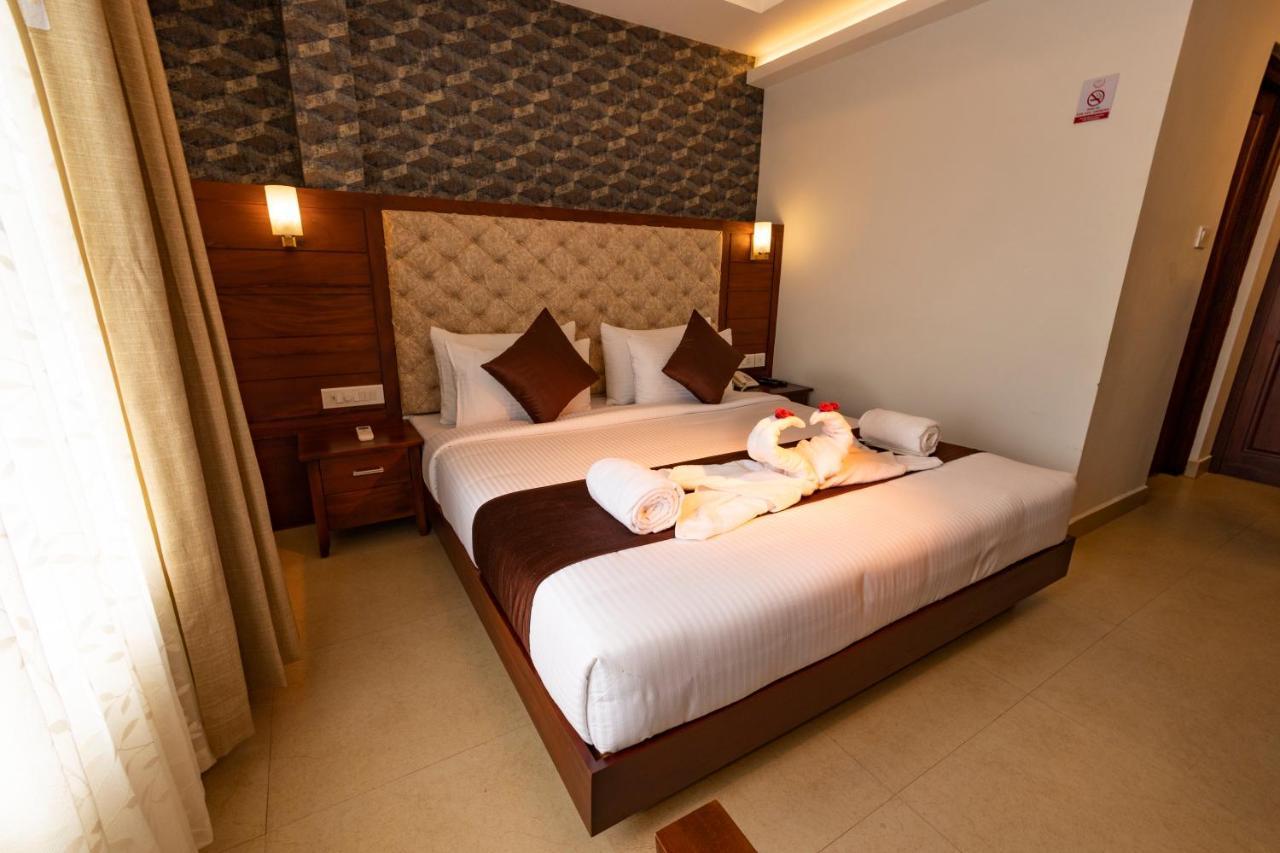 Hotel Dev Residency Thiruvananthapuram Exterior foto